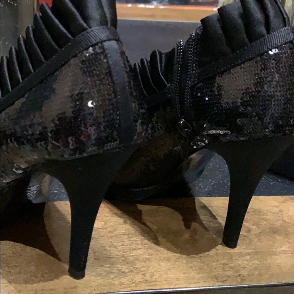 Open toe boots - Picture 3 of 7